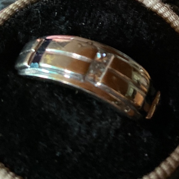 Women’s 10 carat white gold , diamond and saphire ring - Picture 1 of 4